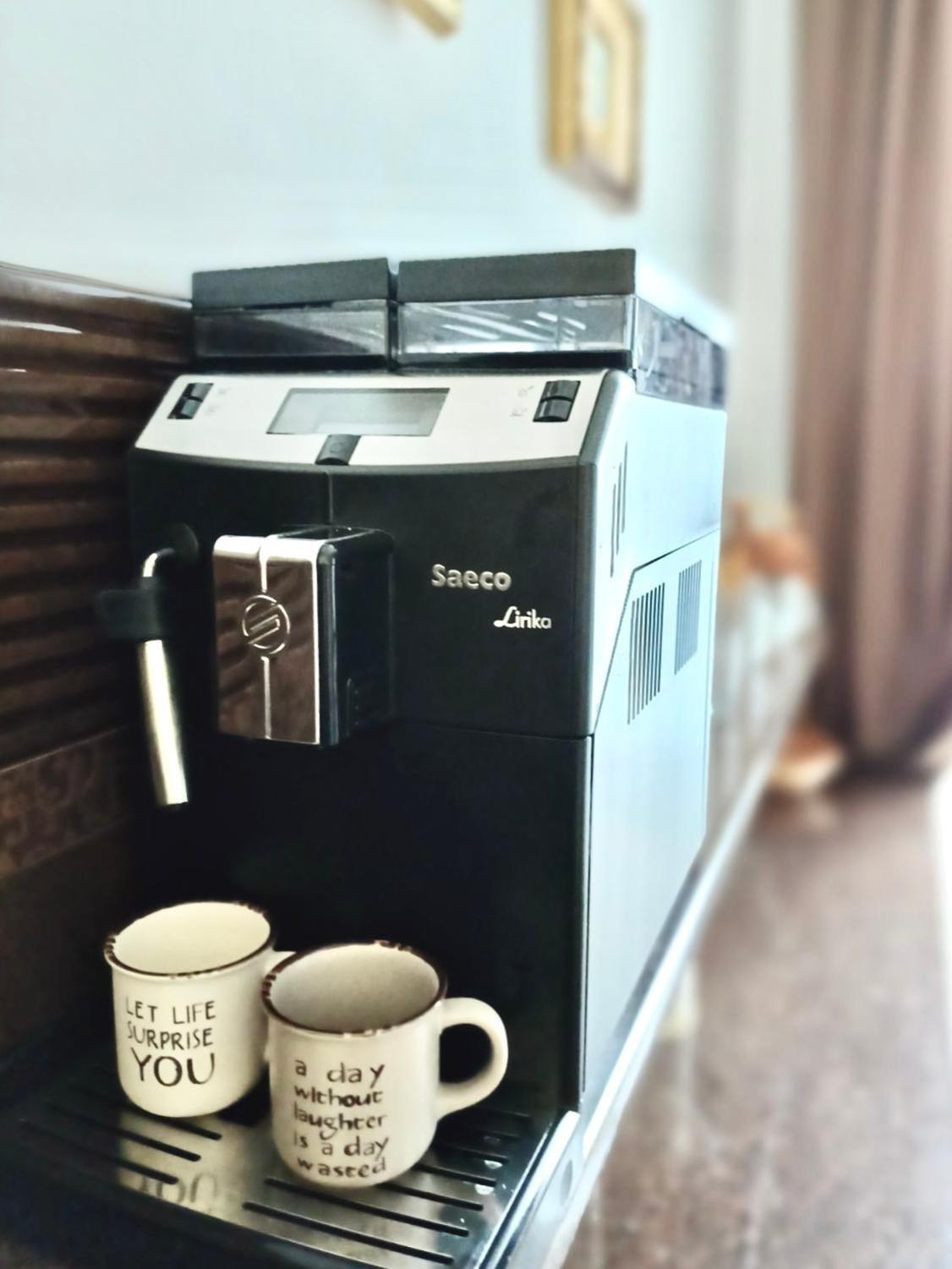 Lux Apartments In The City Center With A Coffee Machine, View Of A Theater, Near Zlata Plaza Rivne Dış mekan fotoğraf